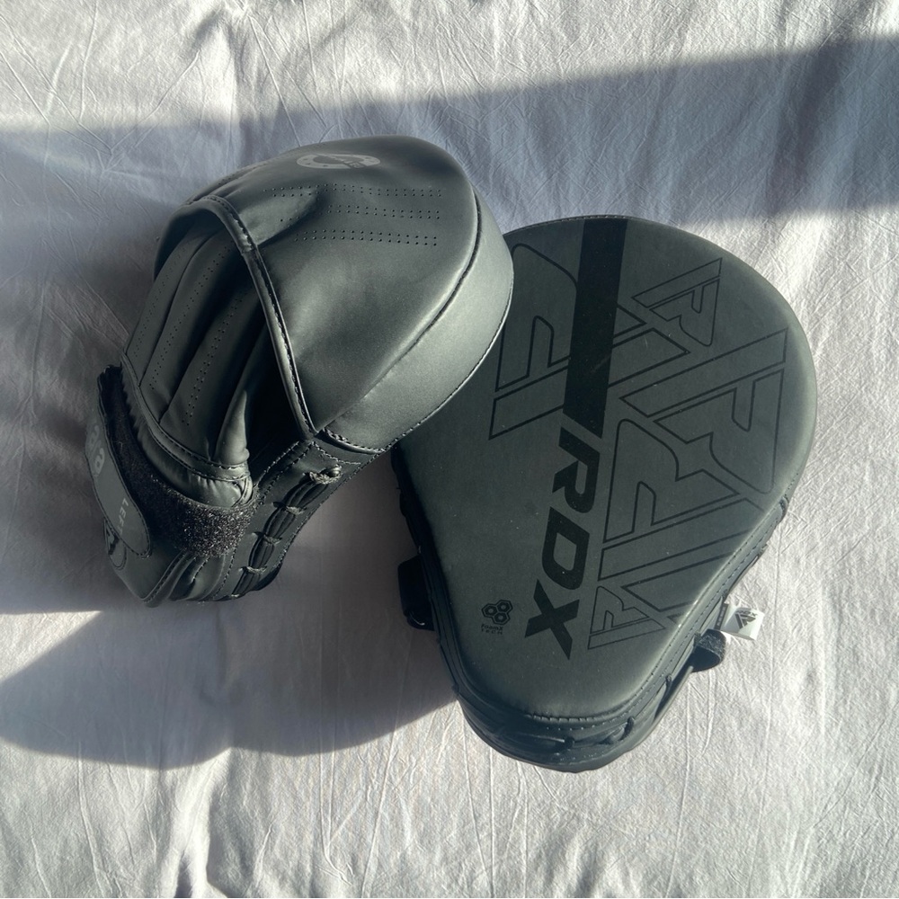 RDX Kara Focus Mitts